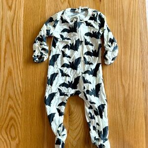 Kate Quinn Organic, Bats, Zipper Pajama